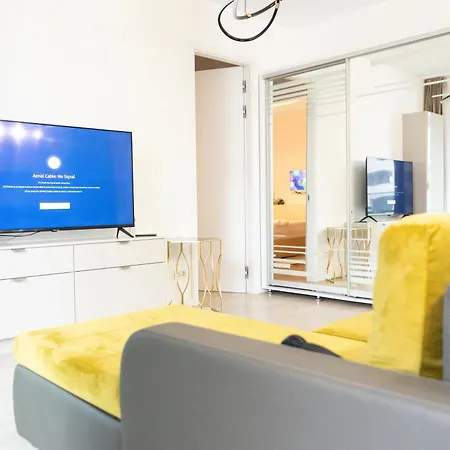 Luxury Brand New Win Herastrau Apartment Bukarest