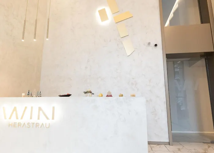 Luxury Brand New Win Herastrau Апартаменти *