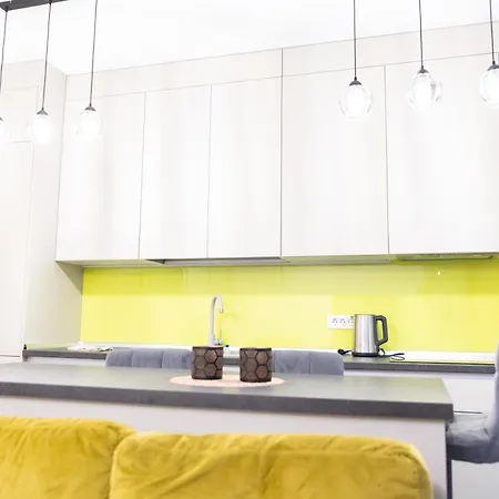 Luxury Brand New Win Herastrau * בוקרשט